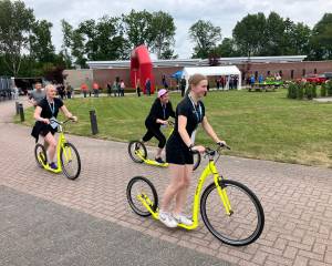 Enthousiaste aanmoedigingen bij Maeykes Marathon