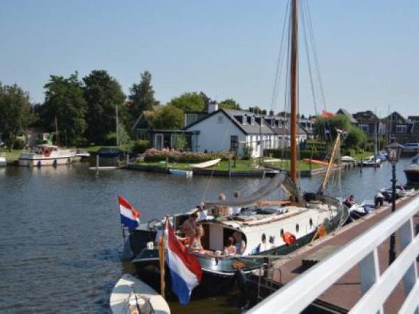 Tsjûkemar actief, Langweer luxe