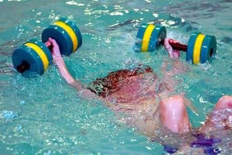 Geen gemeentelijke steun aan privaat zwembad Maeykehiem