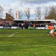 VVI hard onderuit in voetbalderby tegen Sportclub Joure